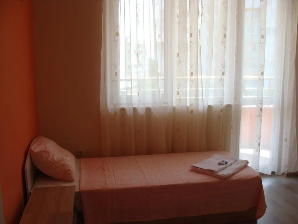 Apartments Georgos Sofia 0*,